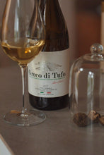 Carica l'immagine nel visualizzatore di Gallery, Greco di Tufo DOCG "Claudio Quarta" 2018 - Claudio Quarta Vignaiolo Shop